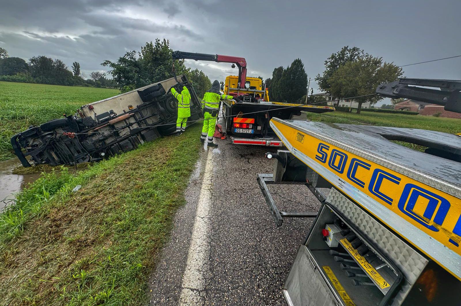 Soccorso Stradale 24H Veicoli Pesanti e Leggeri